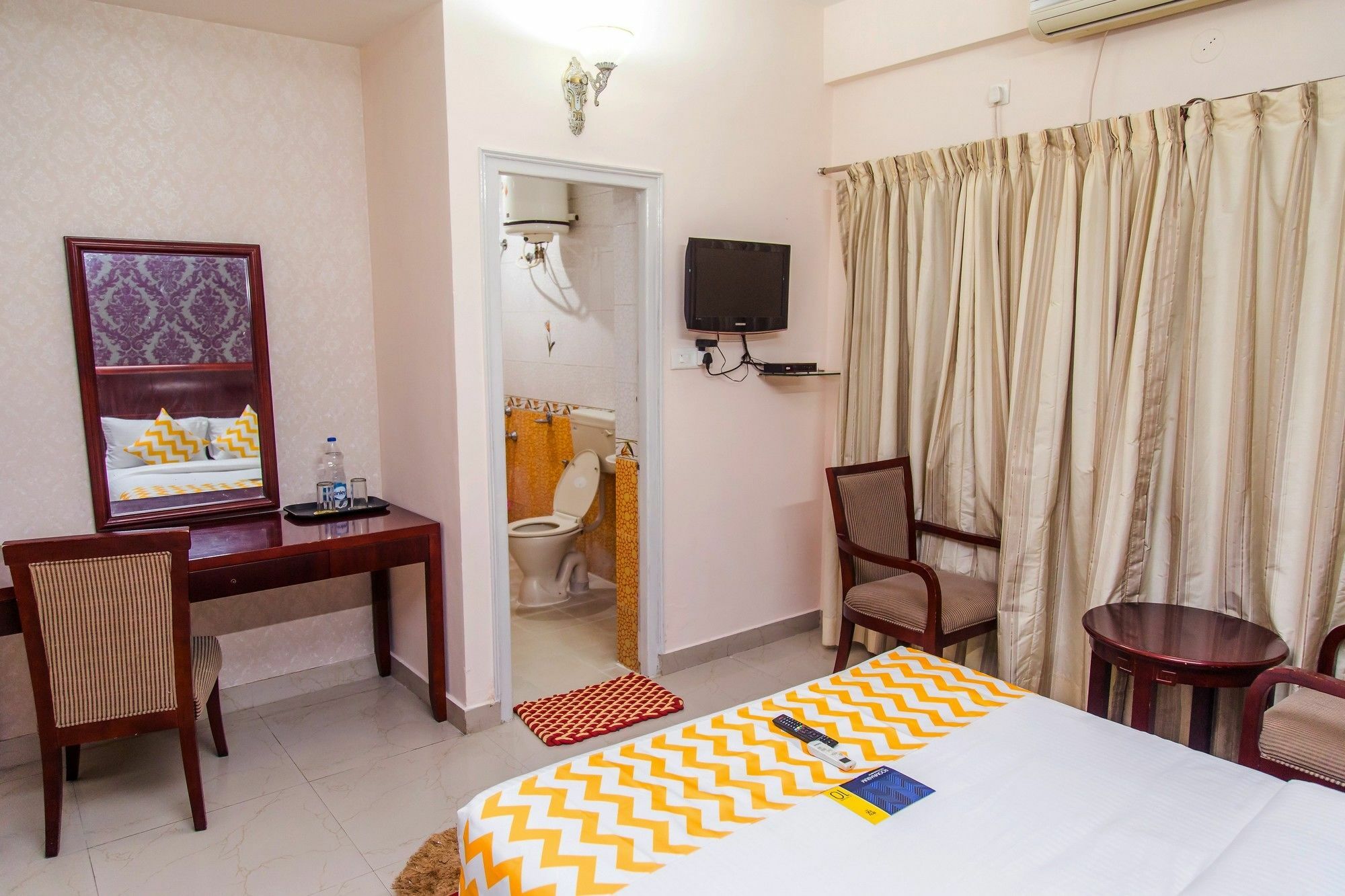 Fabexpress Oriental Suites III - Btm Mico Layout Bangalore Ngoại thất bức ảnh